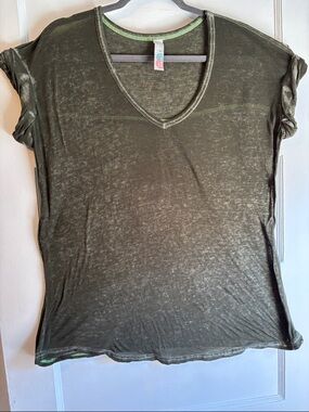 Free People Beach - Olive Green V-Neck Short Sleeve Tissue Thin Tee